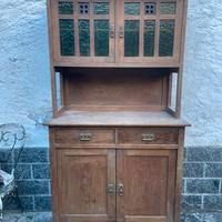 Antica credenza in legno massello castagno