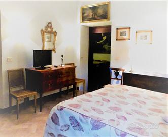 Bell appartamento al piano terra di villa ottocent