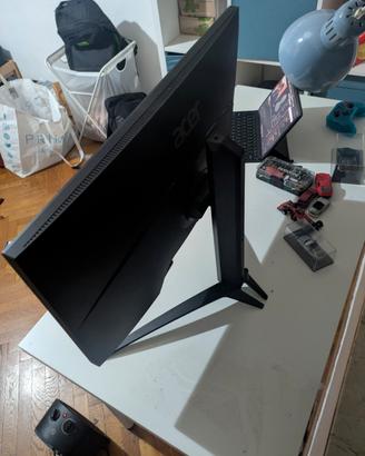 Schermo del monitor Acer Nitro Gioco.