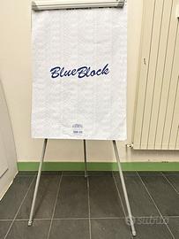 Lavagna a fogli mobili (flip chart) con 3 blocchi