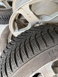 Kit 4 Cerchi in lega 15" + 3 Gomme Invernali Fiat
