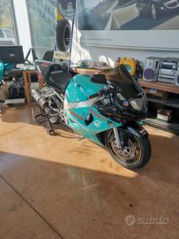 Suzuki GSX R 600 - 2001