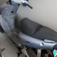 Aprilia SR 125 - 2000