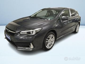 Subaru Impreza 2.0i e-boxer Premium lineartronic