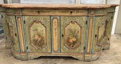 Mobile di antiquariato affrescato a mano