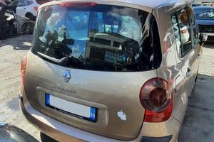 RENAULT MODUS 2005 - PORTELLONE POSTERIORE