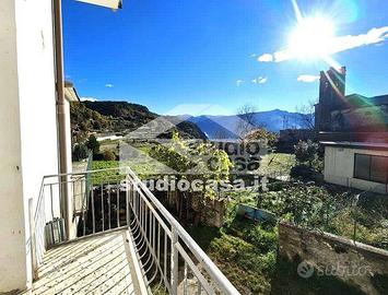 Villa di 390 m² con più di 5 locali e box auto dop