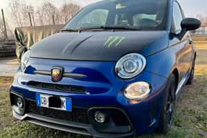 Fiat 500 abarth Yamaha Monster Energy