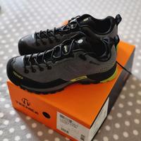 scarpe trekking tecnica "sulfur"