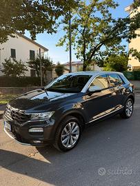 Volkswagen VW T-Roc 2021 1.5 TSI DSG 150cv