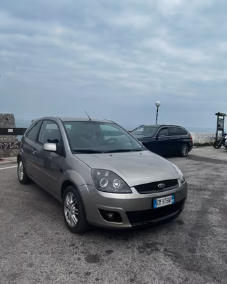 Ford Fiesta 2004