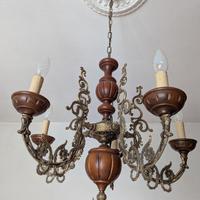 Lampadario vintage in stile barocco