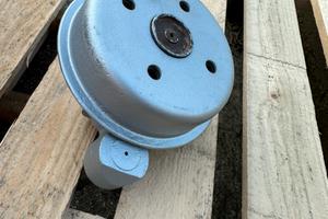 Mozzo anteriore vespa 50 N/L/(R prima serie)