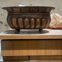 Bacile in rame sbalzato prob tra XVI-XIX SEC