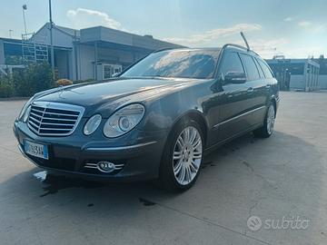 Mercedes-Benz E320 CDI SW EVO avantgarde sport 