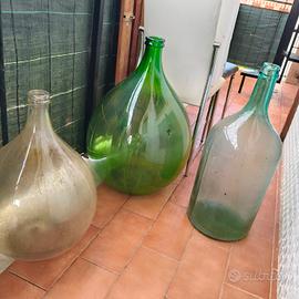 3 damigiane in vetro varie colori e forme