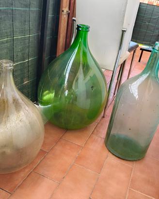 3 damigiane in vetro varie colori e forme