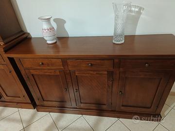 Credenza con vetrinetta in legno  stile cl