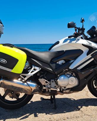 Honda VFR 800 X CrossRunner