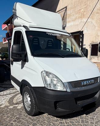 Iveco Daily 35s14 3.0 cc passo 3450 euro5