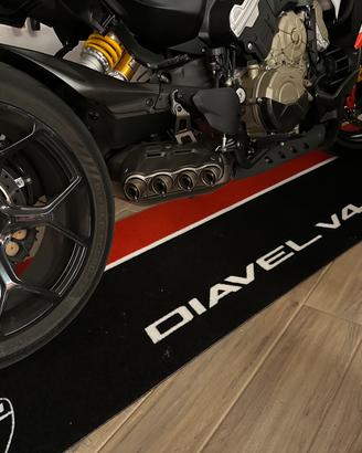Tappeto intarsiato Ducati DIAVEL V4 RS