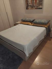 Letto matrimoniale con contenitore