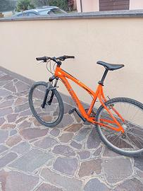 bicicletta btwin rockrider