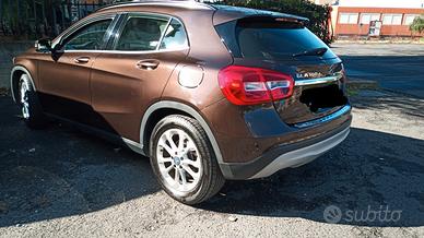 Mercedes classe GLA 180 premium