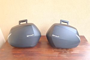 SHAD VALIGIE LATERALI SH36 COVER CARBON LOOK
