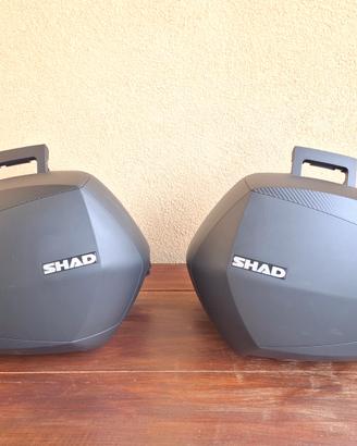 SHAD VALIGIE LATERALI SH36 COVER CARBON LOOK