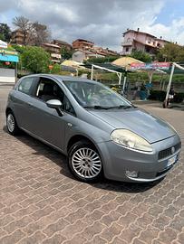 Fiat grande punto neopatentati