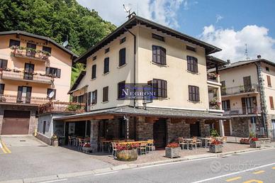 Attività / Licenza di 150 m² a Gandellino