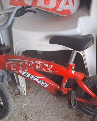 bici a pedali per bimbo di 3 anni