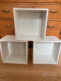 3 scaffali a cubo ikea