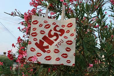 Borsa "Kiss you" e baci - Dipinta a mano