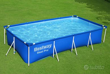 Piscina e motore