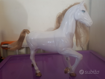 MIA and ME e Barbie in bici