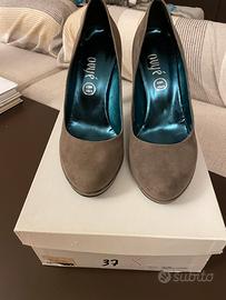 Decolte tortora tacco camoscio