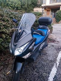 Honda silver WING 400