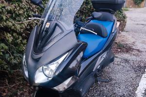 Honda silver WING 400