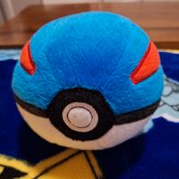 peluche pokemon mega ball
