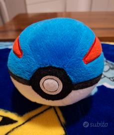 peluche pokemon mega ball