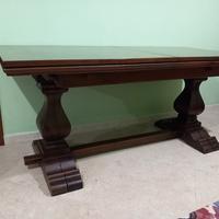 Tavolo Allungabile in Noce 