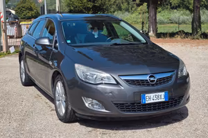 Opel Astra Sport Tourer 1.7  - 2011 - 242.00km