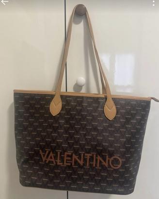 Borsa valentino