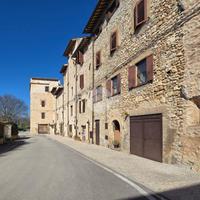 CASA SEMINDIPENDENTE A SPOLETO