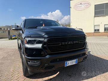 DODGE RAM 1500 5.7 V8 -SPORT - NAVI 22" - PANO
