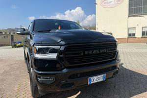 DODGE RAM 1500 5.7 V8 -SPORT - NAVI 22" - PANO