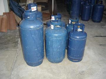 Bombole gas cucina vuote