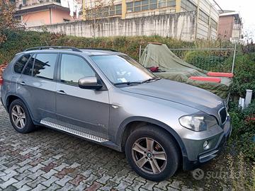 Bmw x5 (e70) - 2005